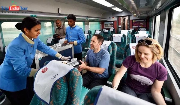 same day Agra trip by train from Delhi